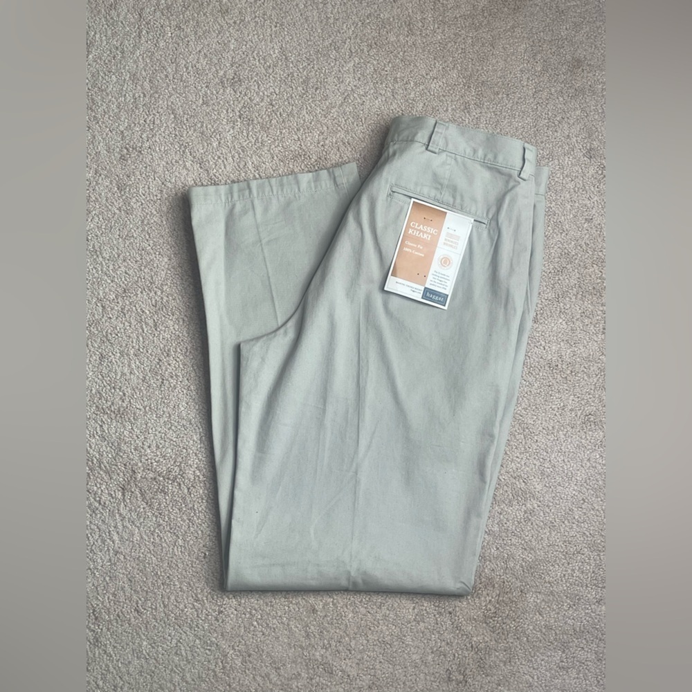 NWT Haggar Tan Chinos Lightweight Versatile Style